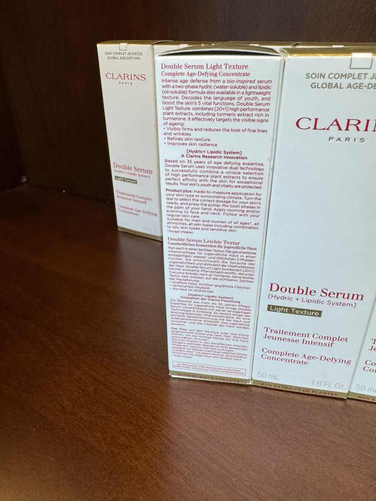 娇韵诗双萃焕活精华露